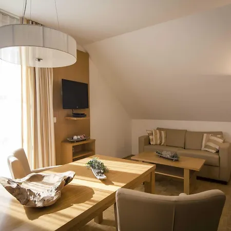 Tasteful With Balcony Appartamento Turracher Hohe